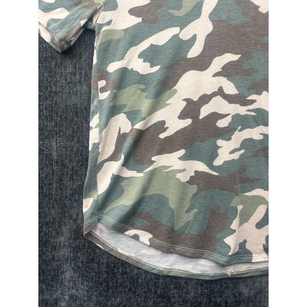 Zenana T Shirt Women Large Multicolor Camouflage Stretch Round Hem V Neck Summer - Picture 2 of 13